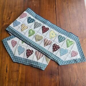 Vintage Tapestry Table Runner Patchwork Hearts David Carter Brown Farm Cottage
